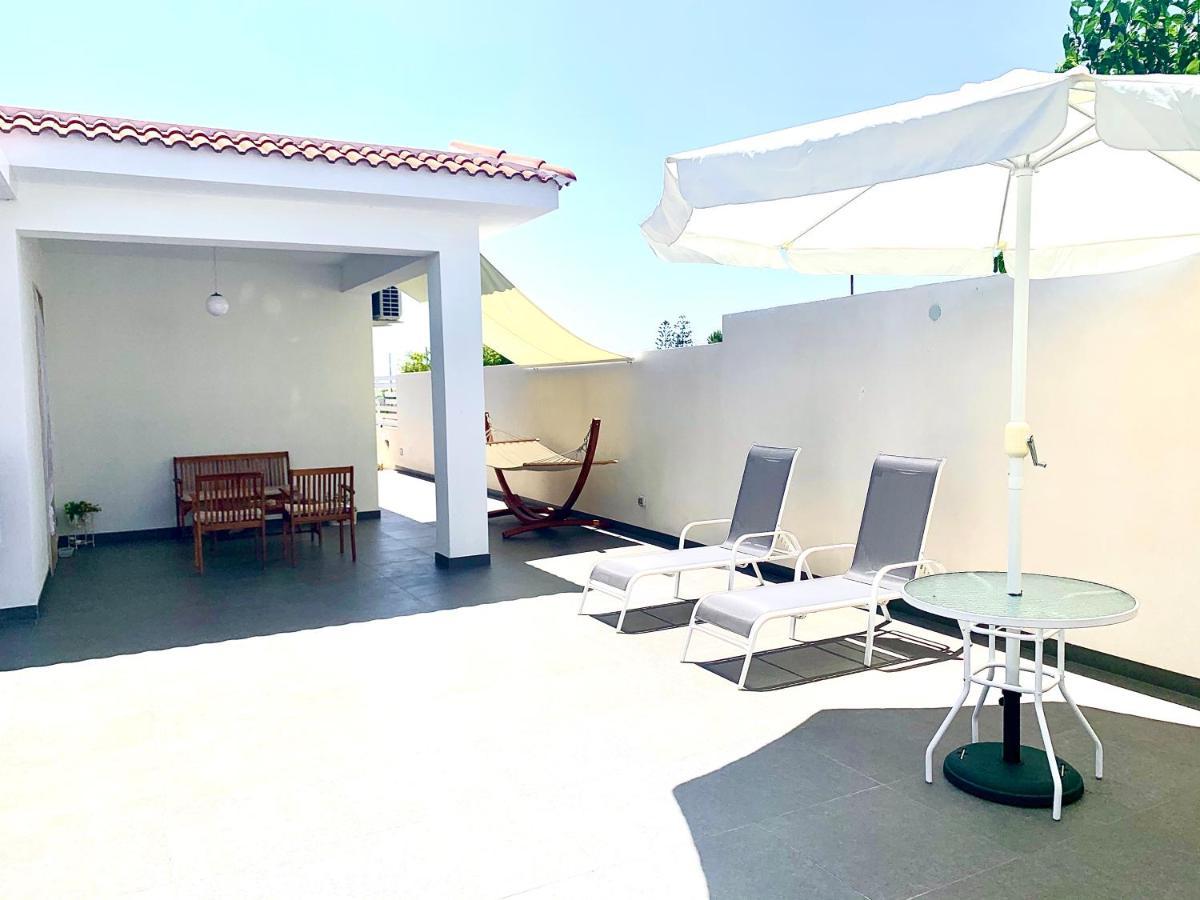 Villa White Sicilia Santa Maria Del Focallo Exterior photo